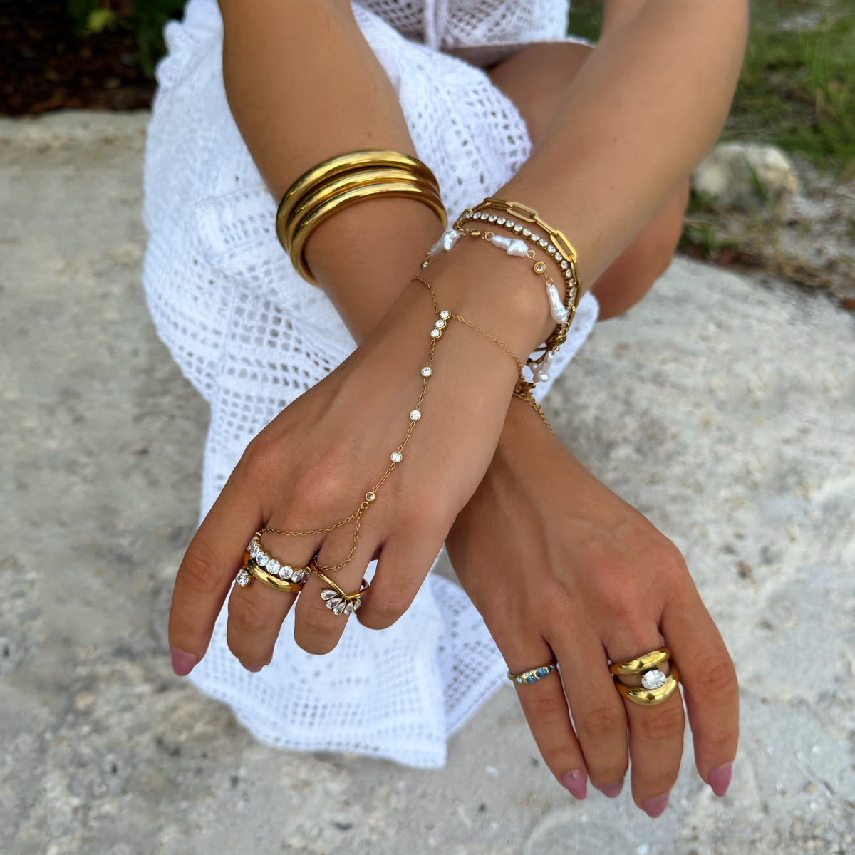 The Isabella Hand Chain