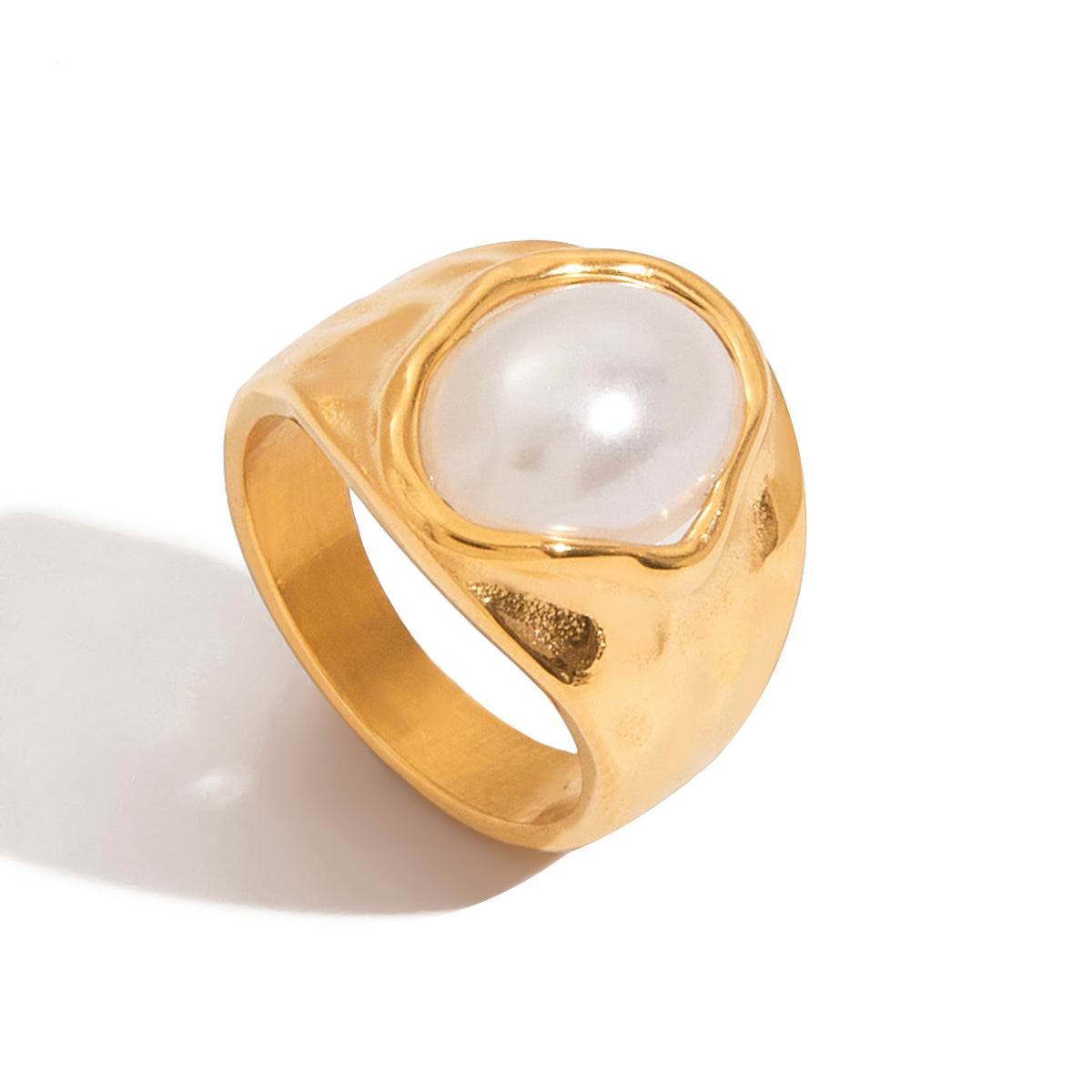 Chunky hammered gold signet ring with large oval freshwater pearl center stone — waterproof hypoallergenic luxury pearl ring