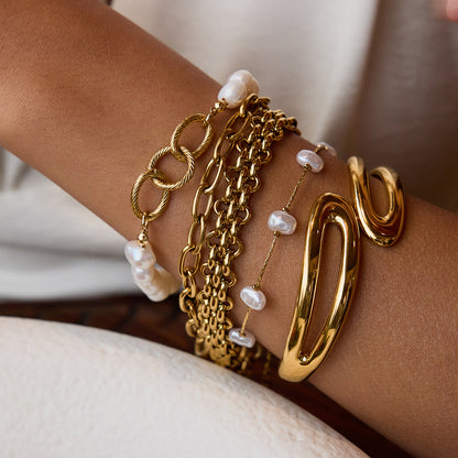 Amayah Jewelry Isla Pearl Bar Bracelet — baroque pearl stations alternating with gold bar links